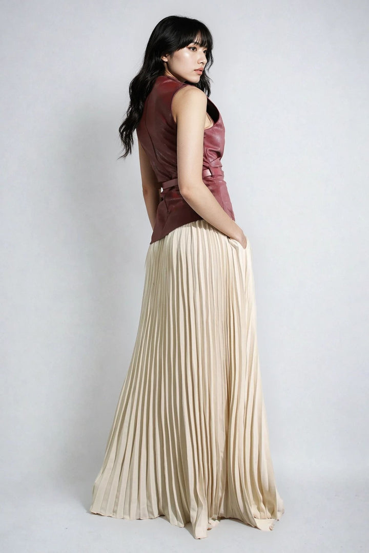 Pleats & Power Set