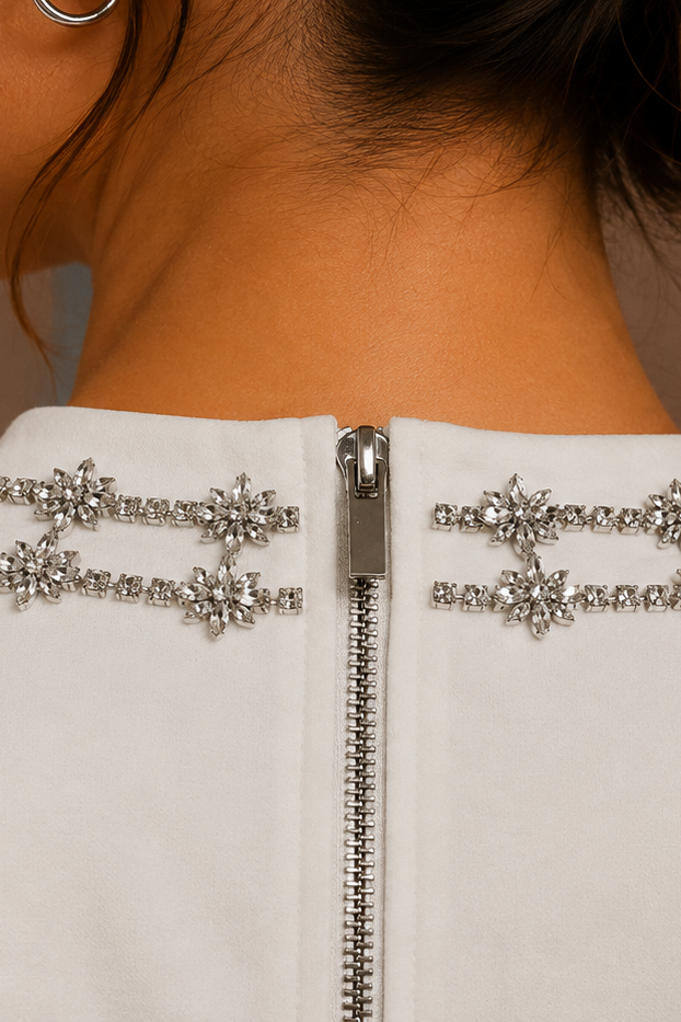The Amoura Top