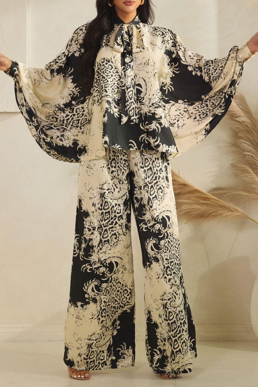 Royal Tempo Kimono Set